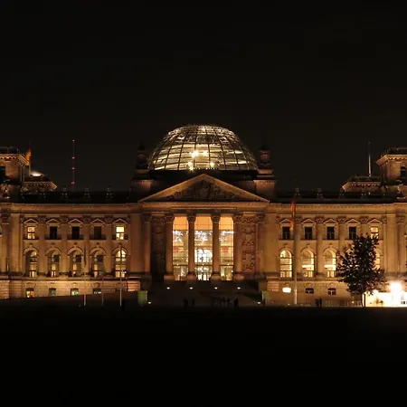 Apartment&Rooms near Brandenburg Gate Berlijn Buitenkant foto