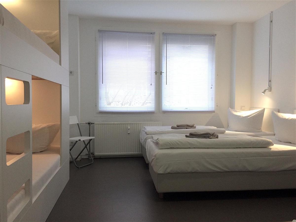 Apartment&rooms Near Brandenburg Gate Apartment *