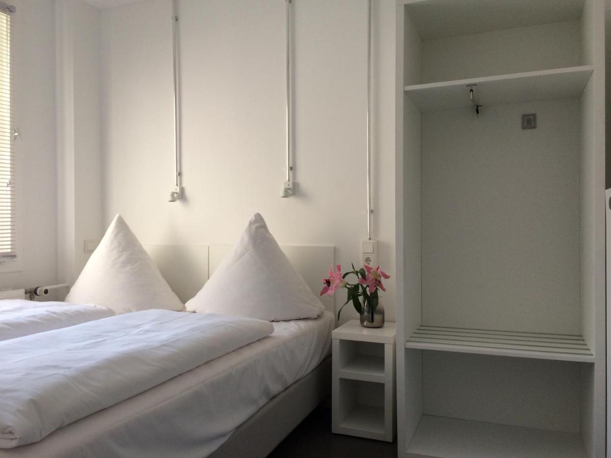 Apartment&rooms Near Brandenburg Gate *